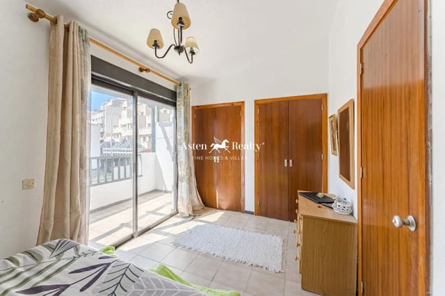 4 bedroom Townhouse for sale in Puerto Santiago, Santiago del Teide with pool garage - € 349,000 (Ref: 8625958)