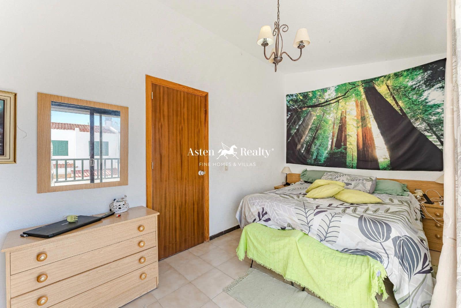 4 soverom Hus til salgs i Puerto Santiago med svømmebasseng garasje - € 349 000 (Ref: 8625958)