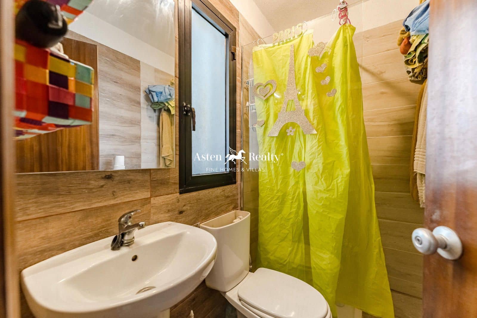 4 soverom Hus til salgs i Puerto Santiago med svømmebasseng garasje - € 349 000 (Ref: 8625958)