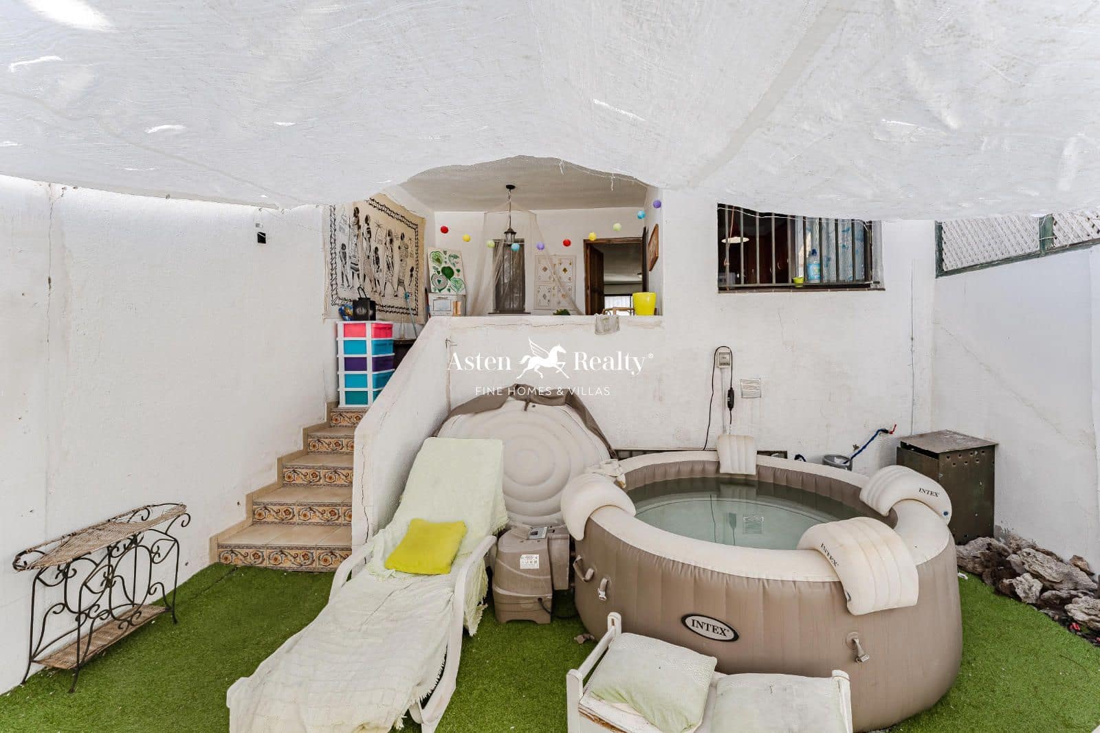 4 soverom Hus til salgs i Puerto Santiago med svømmebasseng garasje - € 349 000 (Ref: 8625958)