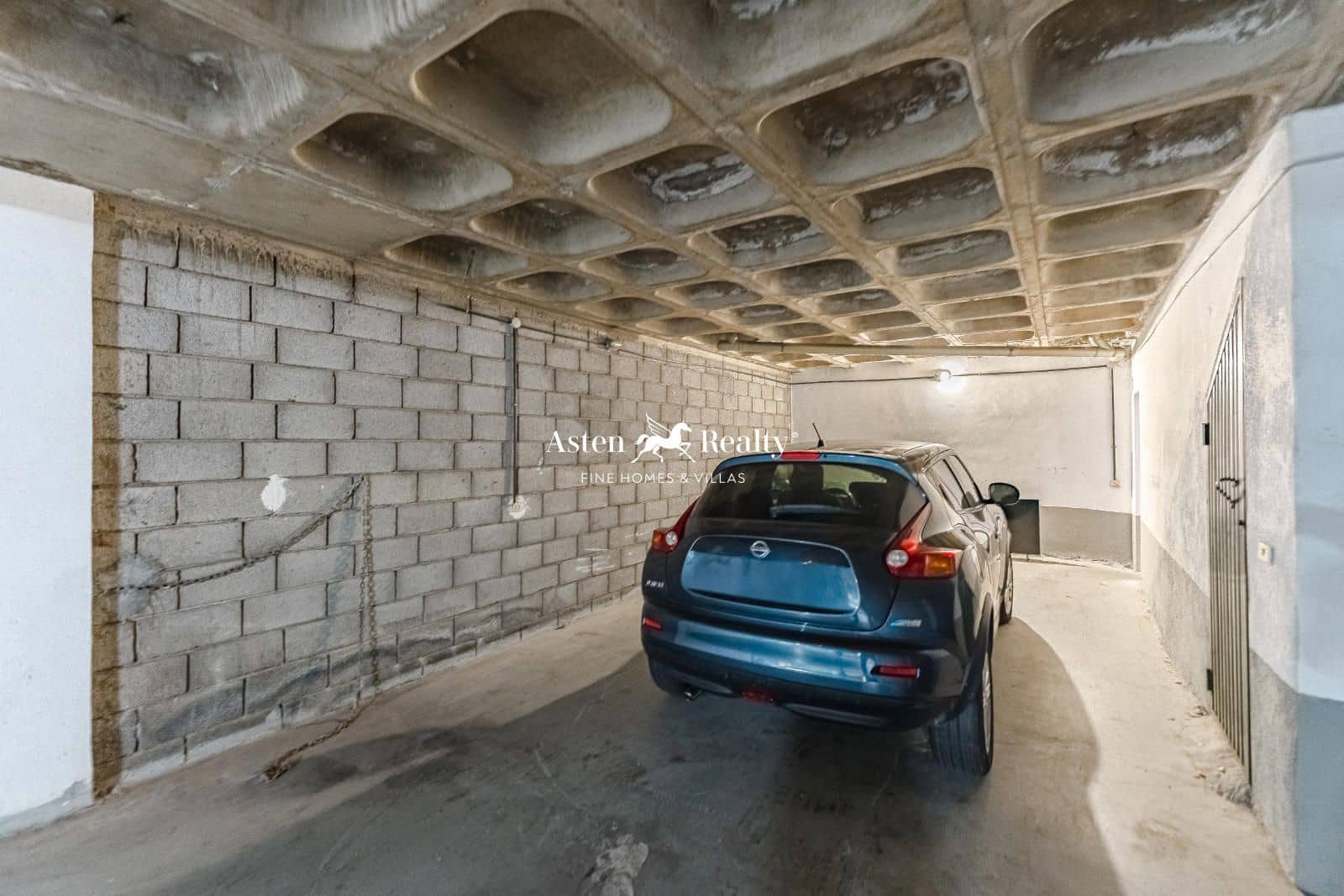 4 soverom Hus til salgs i Puerto Santiago med svømmebasseng garasje - € 349 000 (Ref: 8625958)