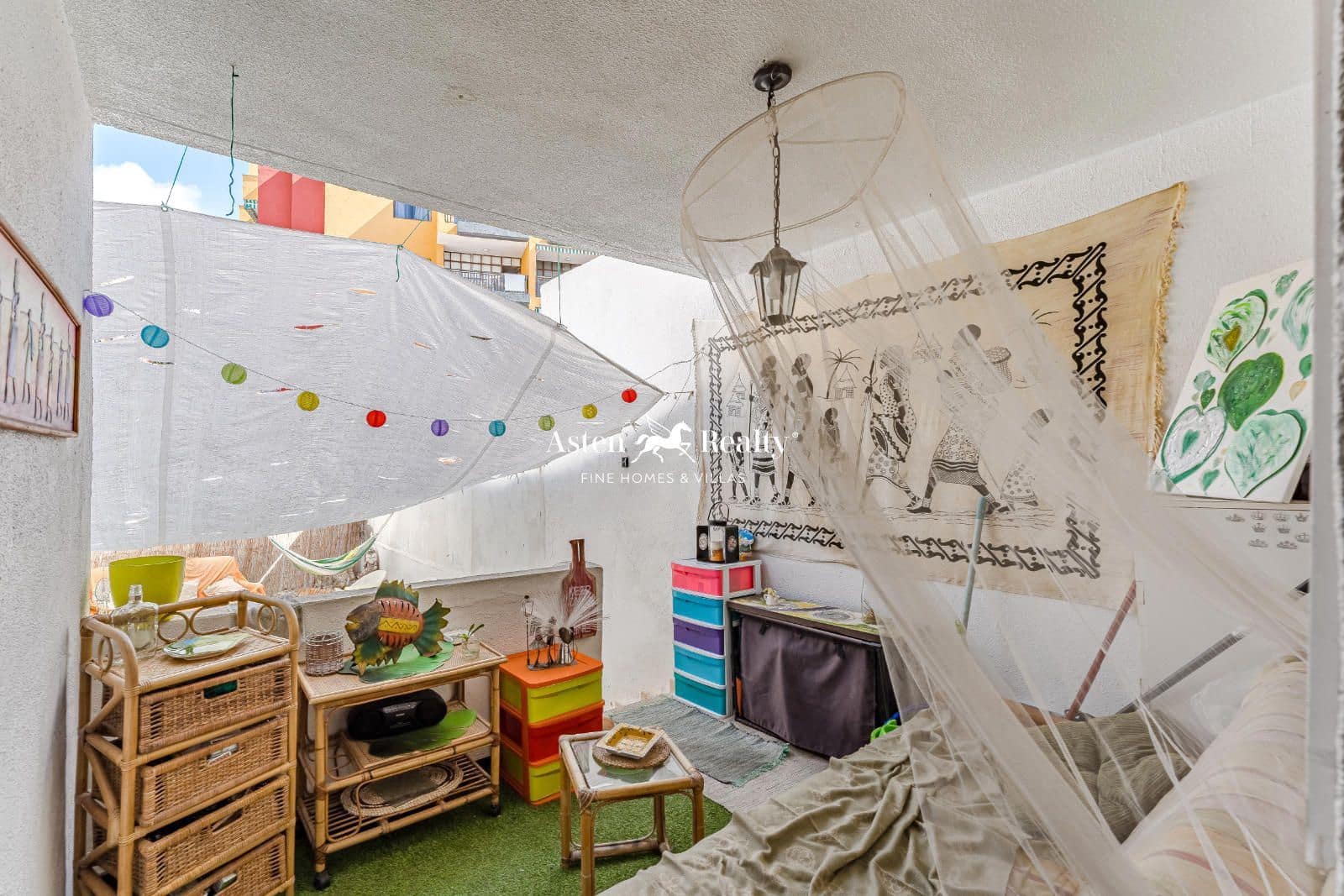 4 soverom Hus til salgs i Puerto Santiago med svømmebasseng garasje - € 349 000 (Ref: 8625958)