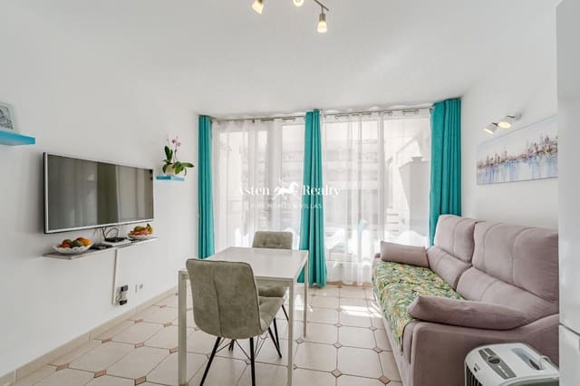 Appartement à vendre à Playa de las Américas, Adeje avec piscine garage - 218 000 € (Ref: 8651290)