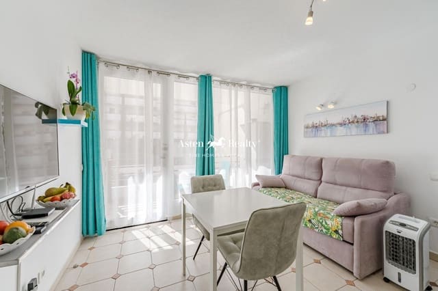 Appartement à vendre à Playa de las Américas, Adeje avec piscine garage - 218 000 € (Ref: 8651290)