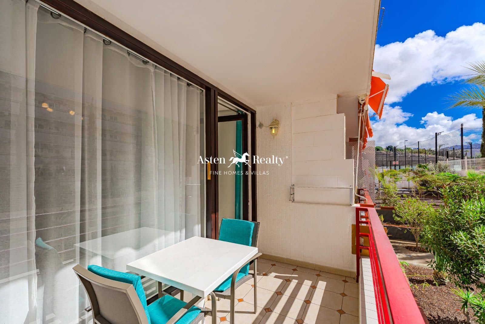 Appartamento in vendita in Costa Adeje con piscina garage - 218.000 € (Rif: 8651290)