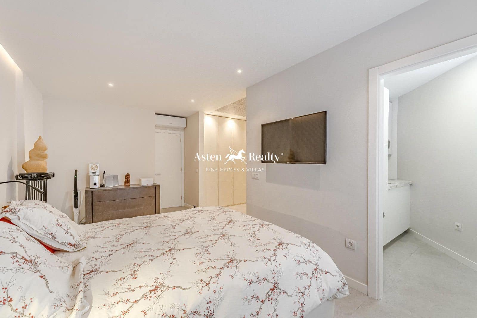 1 soveværelse Penthouse til salg i Santa Cruz de Tenerife med garage - € 595.000 (Ref: 8653316)