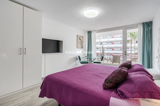 Appartement à vendre à Playa de las Américas, Adeje avec piscine - 240 000 € (Ref: 8664592)