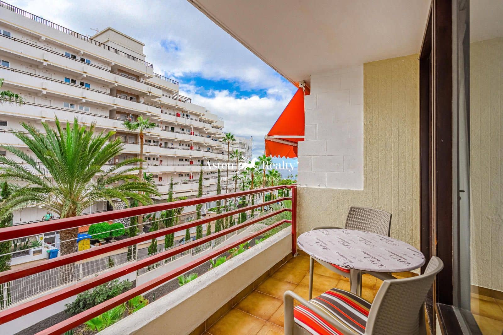 Appartement à vendre à Costa Adeje avec piscine - 240 000 € (Ref: 8664592)