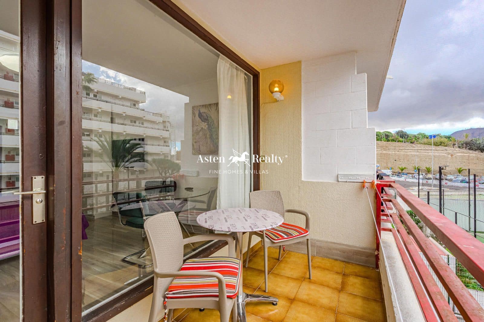 Appartement à vendre à Costa Adeje avec piscine - 240 000 € (Ref: 8664592)