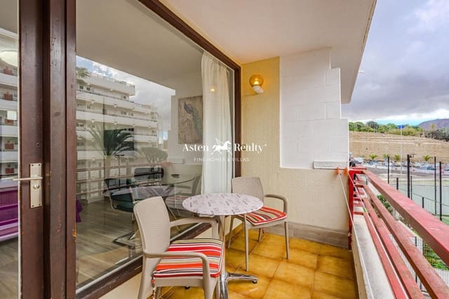 Appartement à vendre à Playa de las Américas, Adeje avec piscine - 240 000 € (Ref: 8664592)