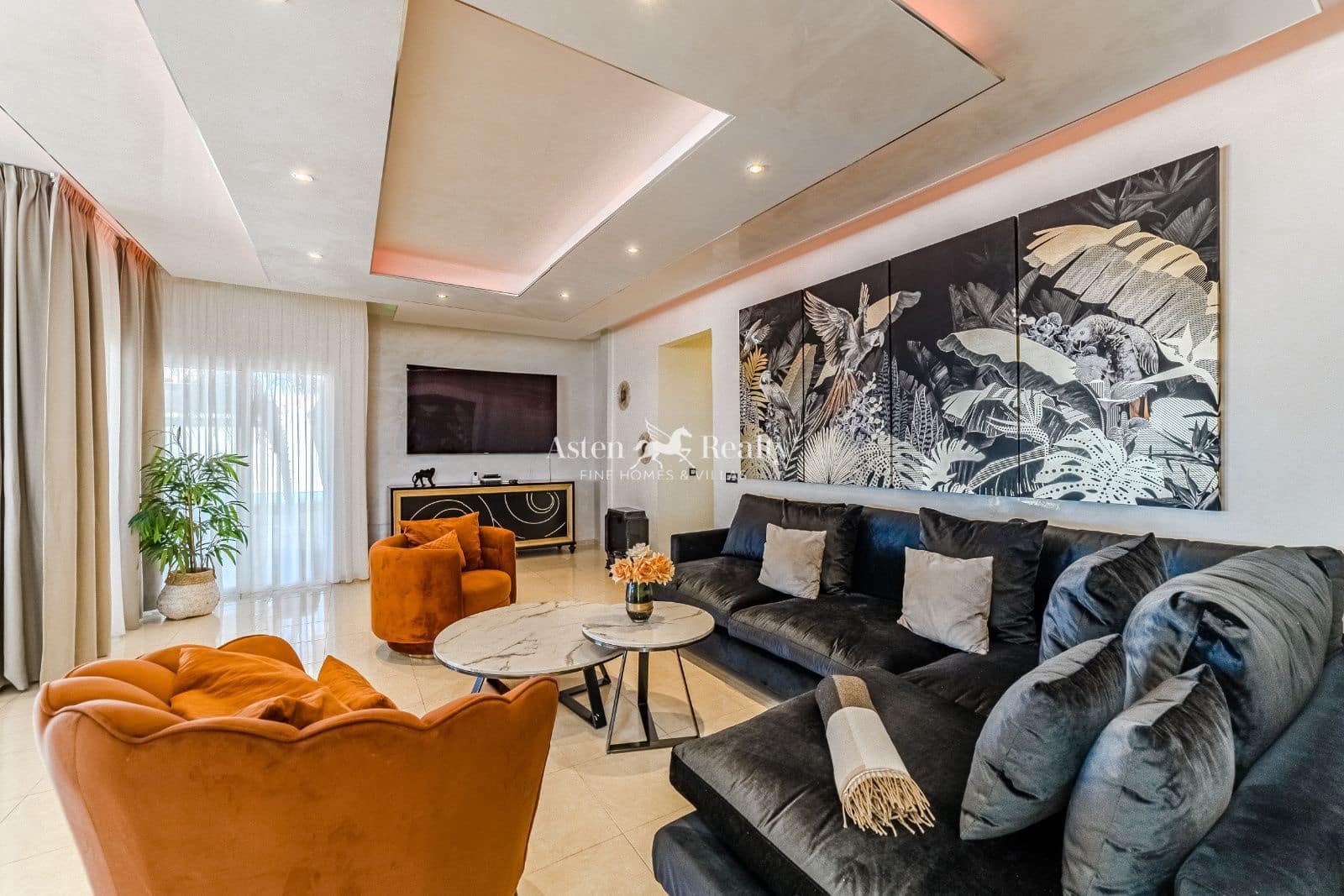 3 quarto Casa em Banda para venda em Torviscas com piscina garagem - 1 140 000 € (Ref: 8667026)