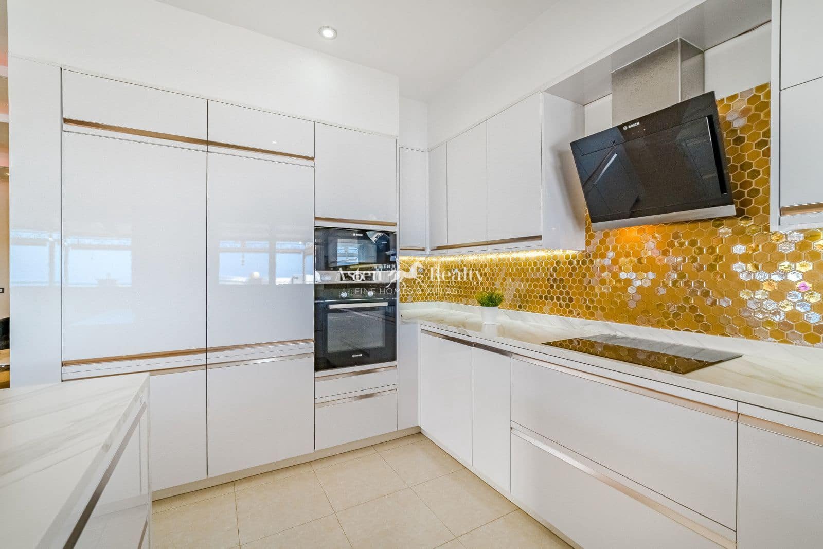 3 quarto Casa em Banda para venda em Torviscas com piscina garagem - 1 140 000 € (Ref: 8667026)