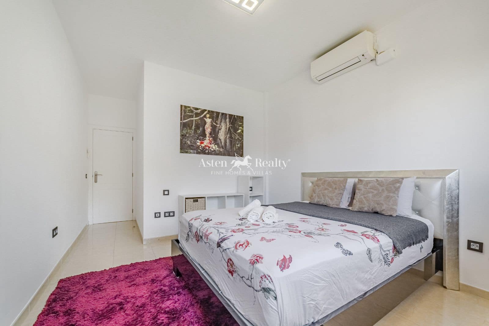 3 quarto Casa em Banda para venda em Torviscas com piscina garagem - 1 140 000 € (Ref: 8667026)