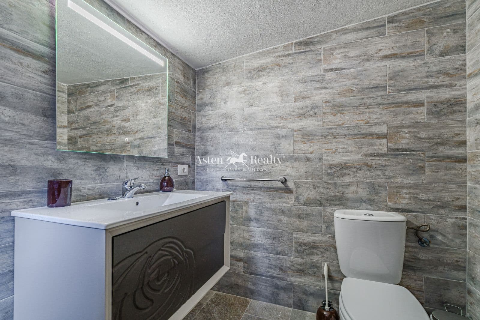 3 quarto Casa em Banda para venda em Torviscas com piscina garagem - 1 140 000 € (Ref: 8667026)