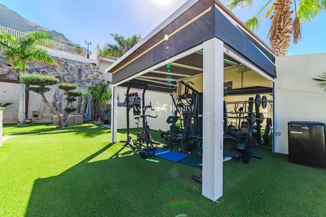 3 chambre Maison de Ville à vendre à Torviscas, Adeje avec piscine garage - 1 140 000 € (Ref: 8667026)