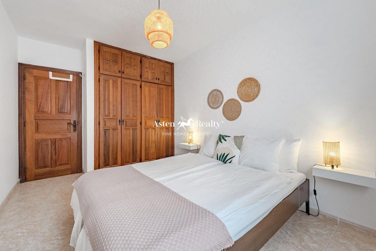 5 soveværelse Villa til salg i Playa San Juan - € 1.200.000 (Ref: 8674866)