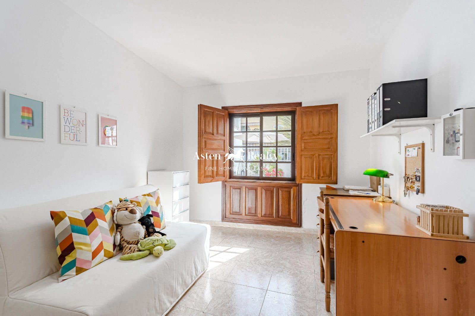 5 soveværelse Villa til salg i Playa San Juan - € 1.200.000 (Ref: 8674866)