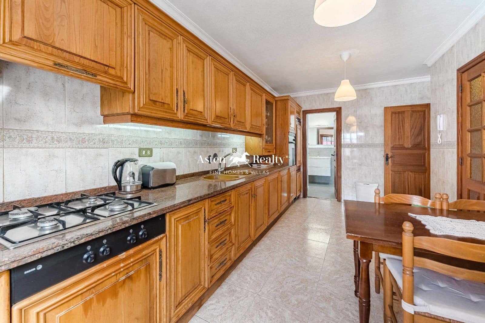 5 soveværelse Villa til salg i Playa San Juan - € 1.200.000 (Ref: 8674866)