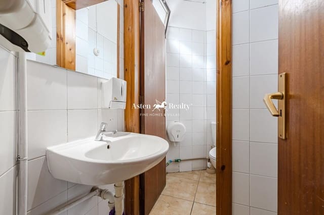 Företag till salu i Playa de las Americas, Arona - 330 000 € (Ref: 8679072)