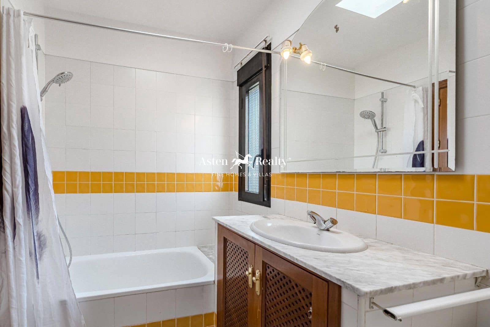 3 soverom Hus til salgs i Adeje med garasje - € 360 000 (Ref: 8693878)