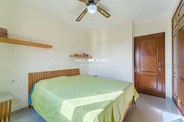 3 Zimmer Haus zu verkaufen in Casco Urbano, Adeje mit Garage - 360.000 € (Ref: 8693878)