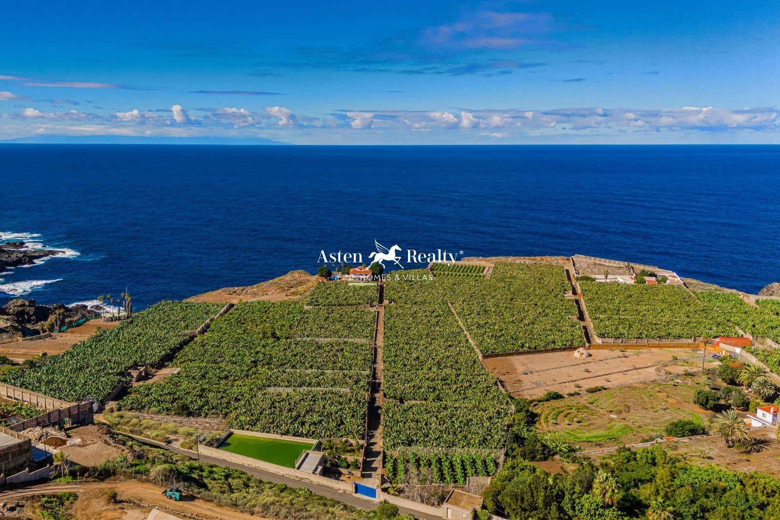 6 soveværelse Byhus til salg i Buenavista del Norte med swimmingpool garage - € 2.990.000 (Ref: 8695809)