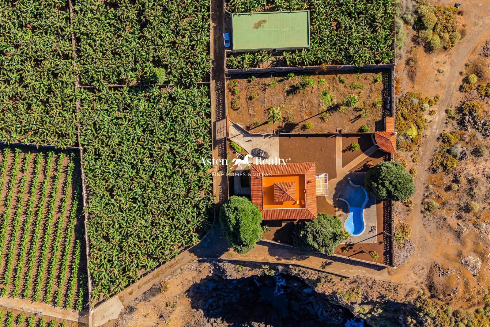 6 soveværelse Byhus til salg i Buenavista del Norte med swimmingpool garage - € 2.990.000 (Ref: 8695809)