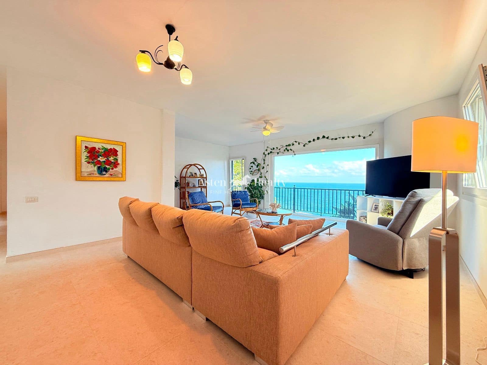 6 soveværelse Byhus til salg i Buenavista del Norte med swimmingpool garage - € 2.990.000 (Ref: 8695809)