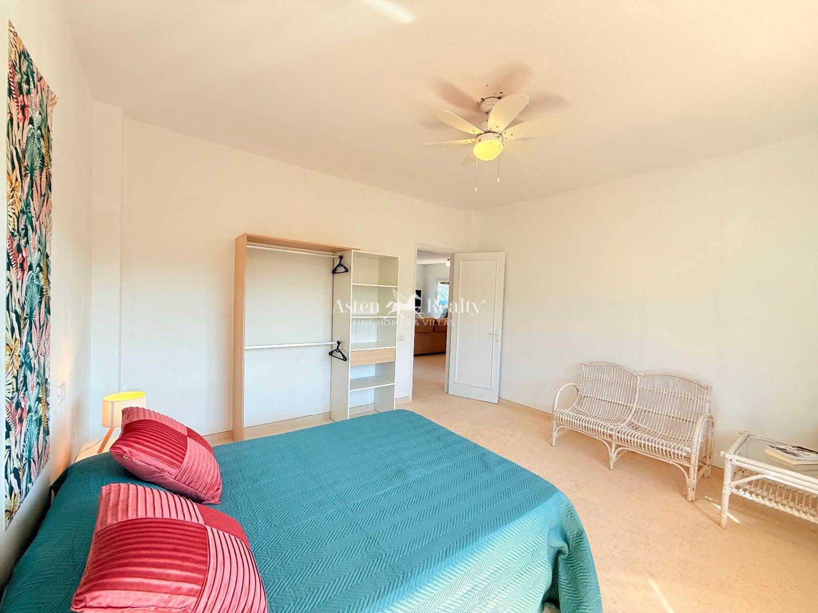 6 soveværelse Byhus til salg i Buenavista del Norte med swimmingpool garage - € 2.990.000 (Ref: 8695809)