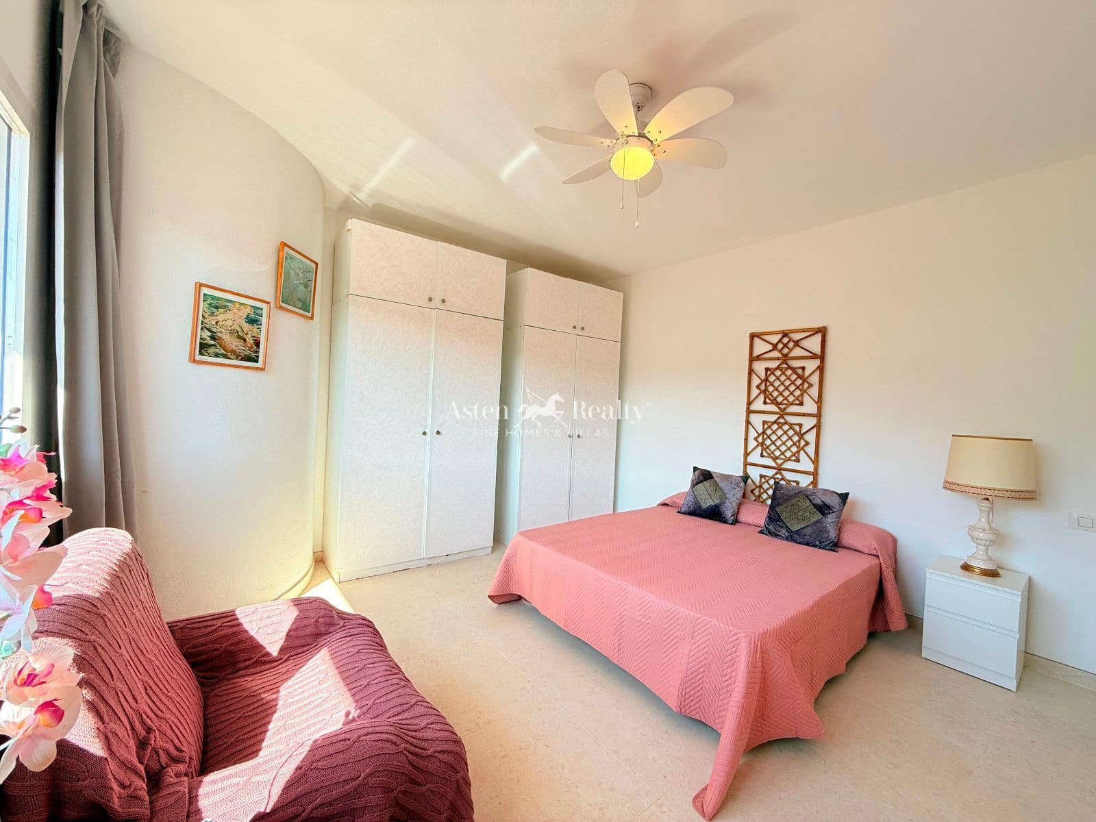 6 soveværelse Byhus til salg i Buenavista del Norte med swimmingpool garage - € 2.990.000 (Ref: 8695809)