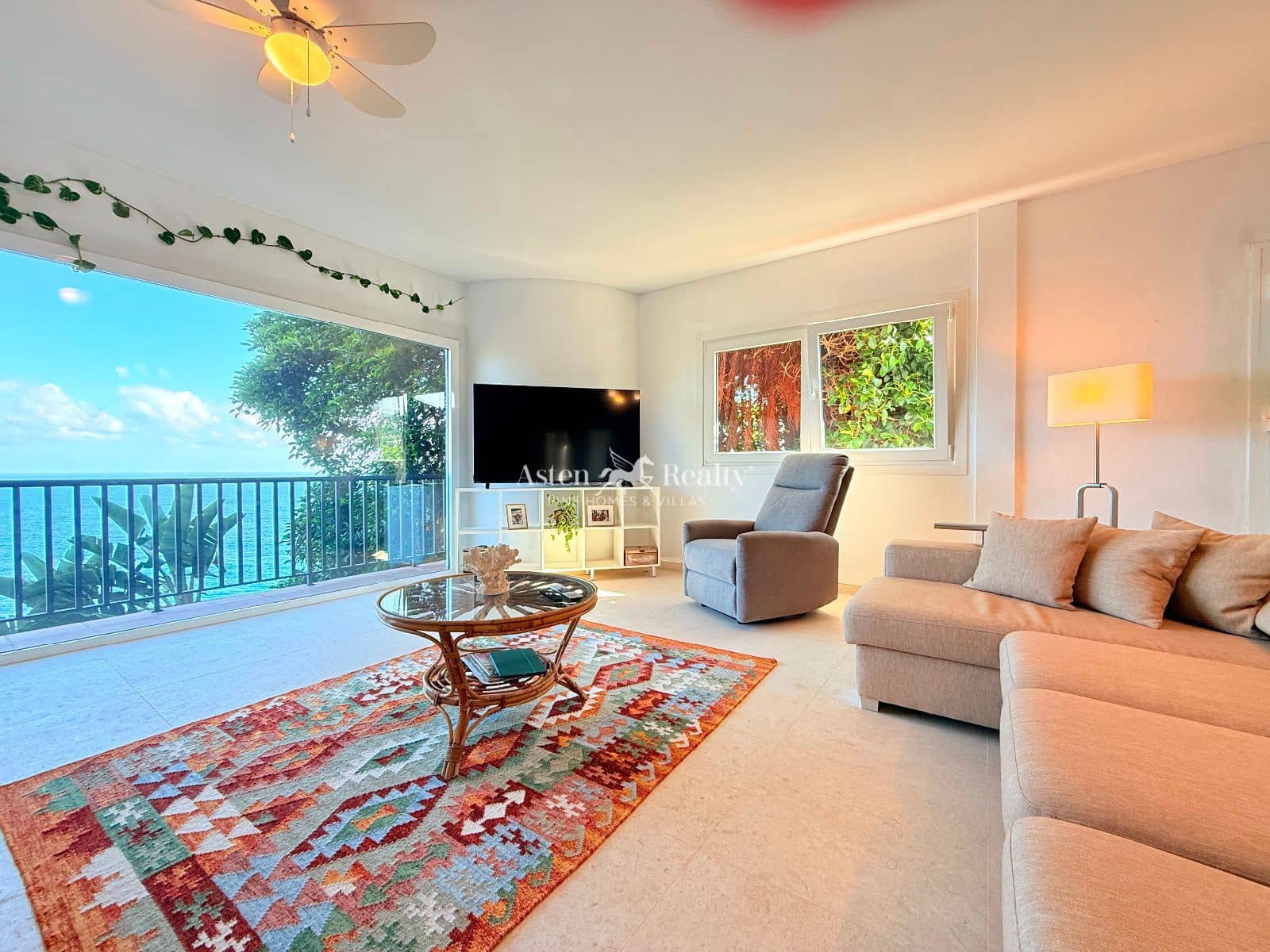 6 soveværelse Byhus til salg i Buenavista del Norte med swimmingpool garage - € 2.990.000 (Ref: 8695809)