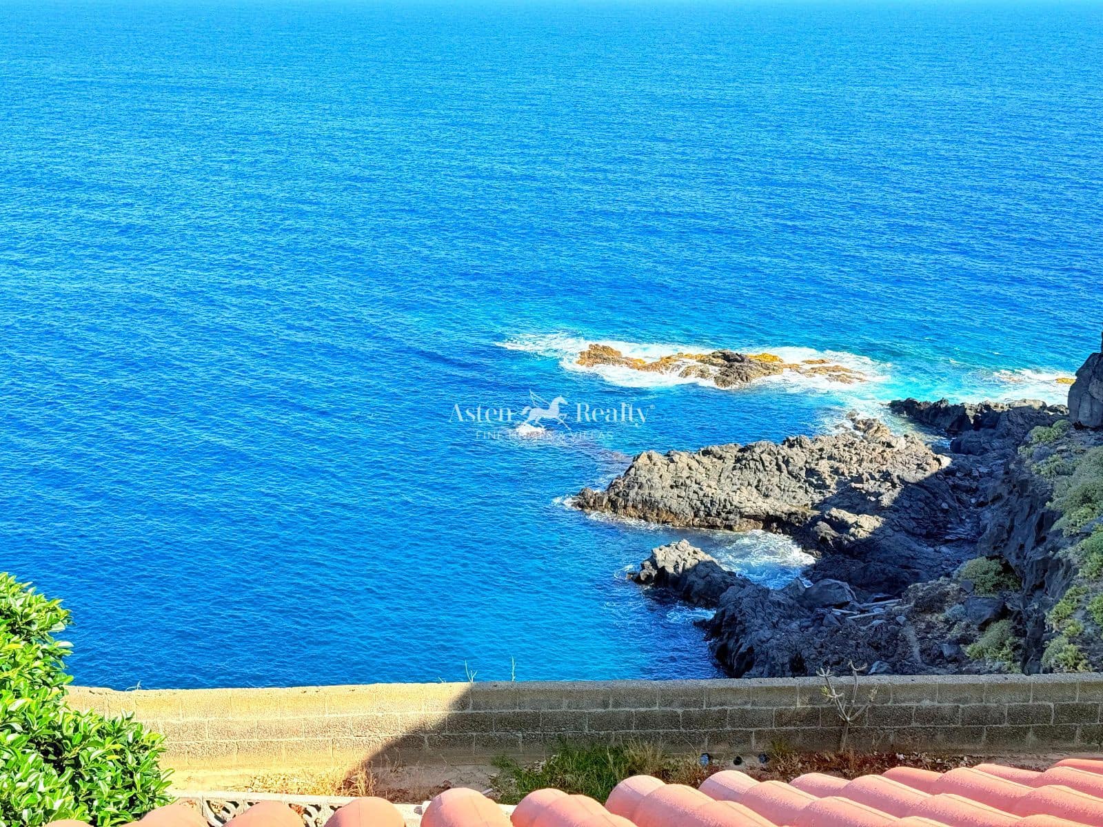 6 soveværelse Byhus til salg i Buenavista del Norte med swimmingpool garage - € 2.990.000 (Ref: 8695809)