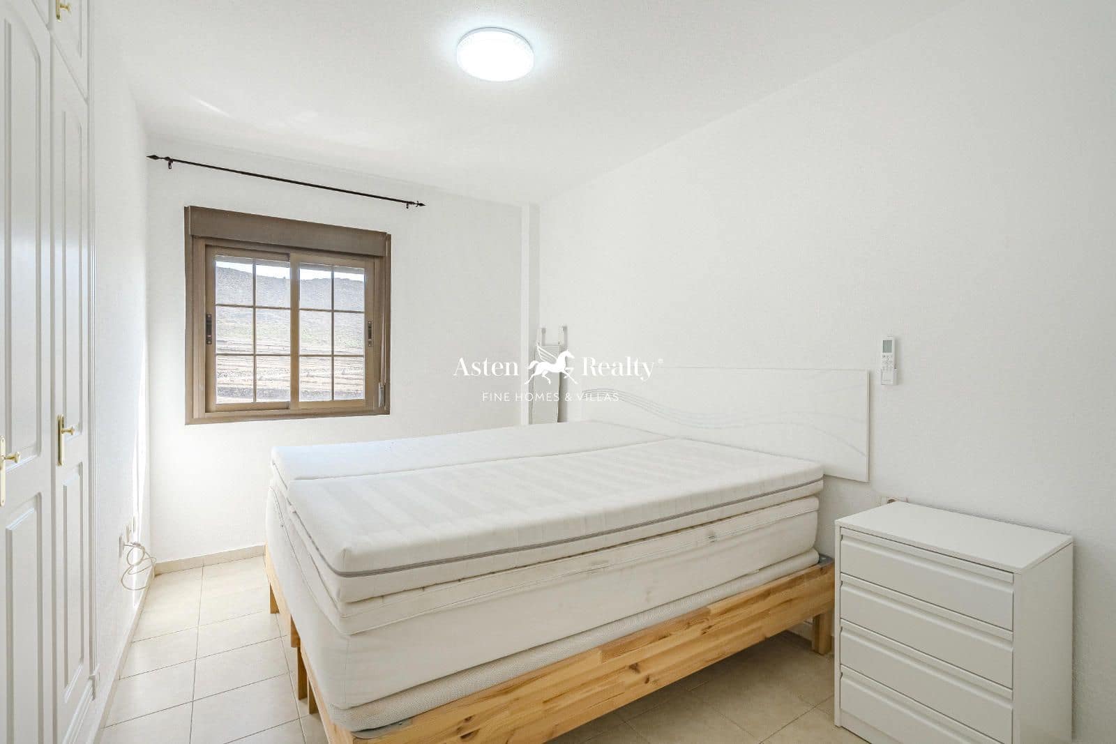 4 soveværelse Byhus til salg i Fanabe med garage - € 460.000 (Ref: 8705407)