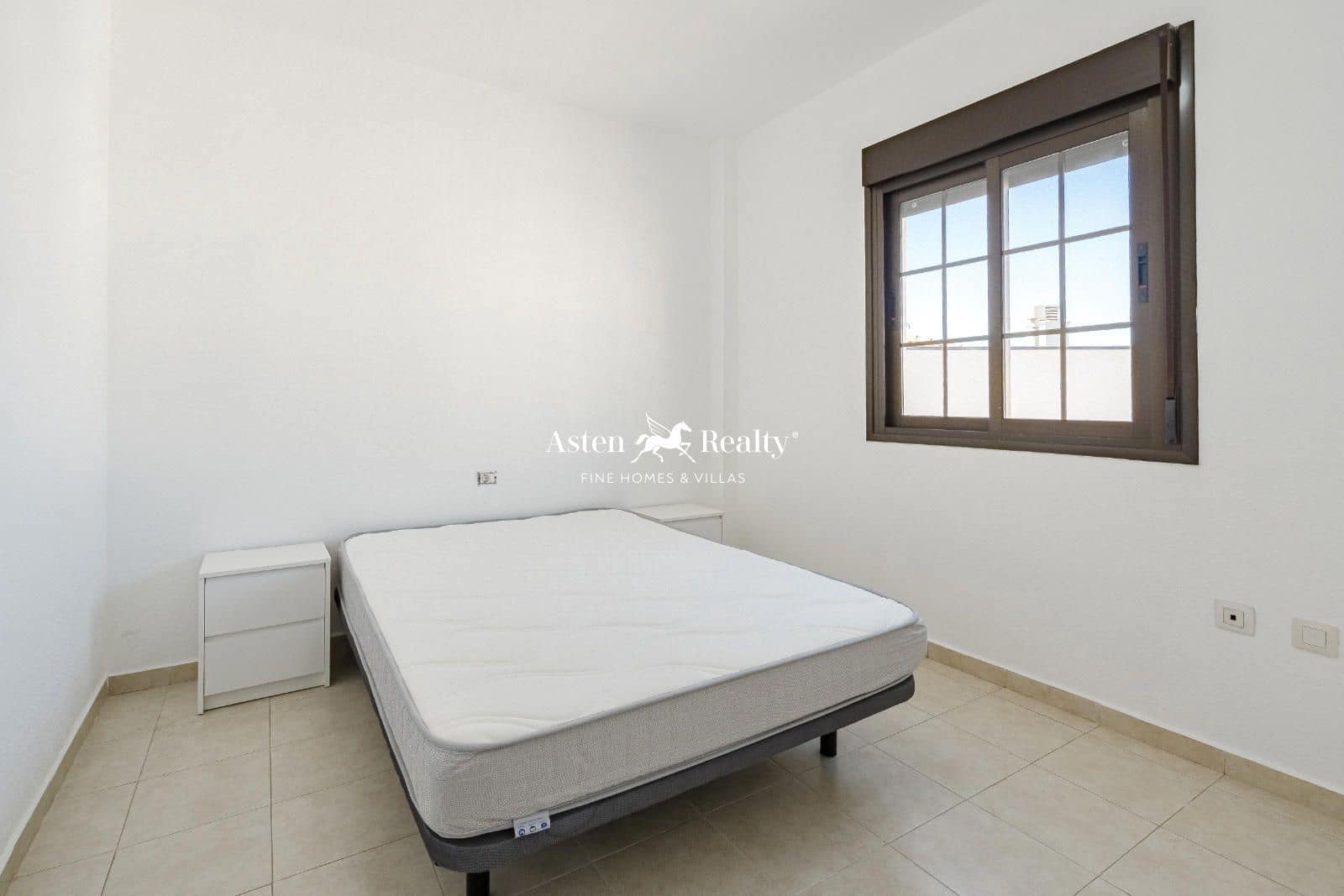 4 soveværelse Byhus til salg i Fanabe med garage - € 460.000 (Ref: 8705407)