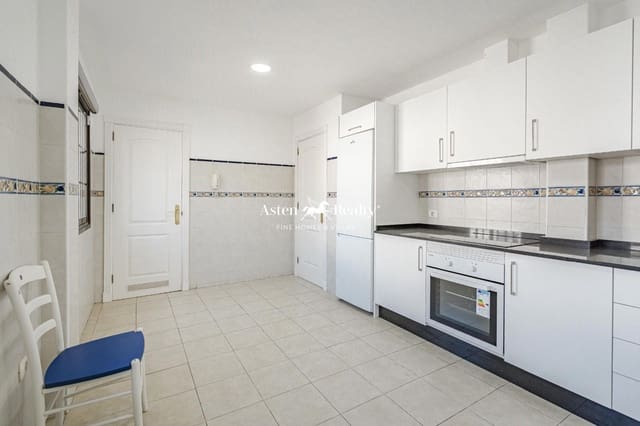 4 sovrum Hus till salu i Fañabe, Adeje med garage - 460 000 € (Ref: 8705407)