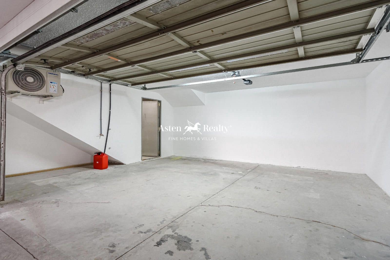 4 soveværelse Byhus til salg i Fanabe med garage - € 460.000 (Ref: 8705407)