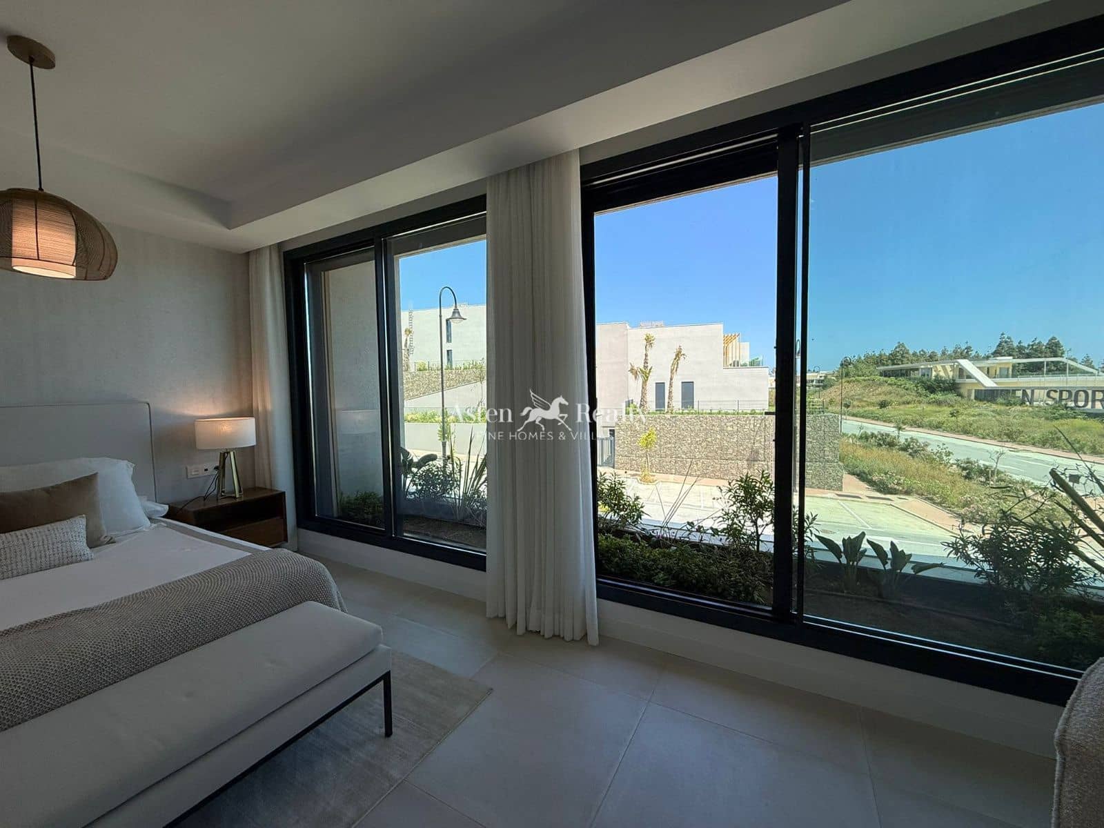 4 sypialnia Dom na sprzedaż w Las Lagunas de Mijas z basenem garażem - 766 000 € (Ref: 8705698)