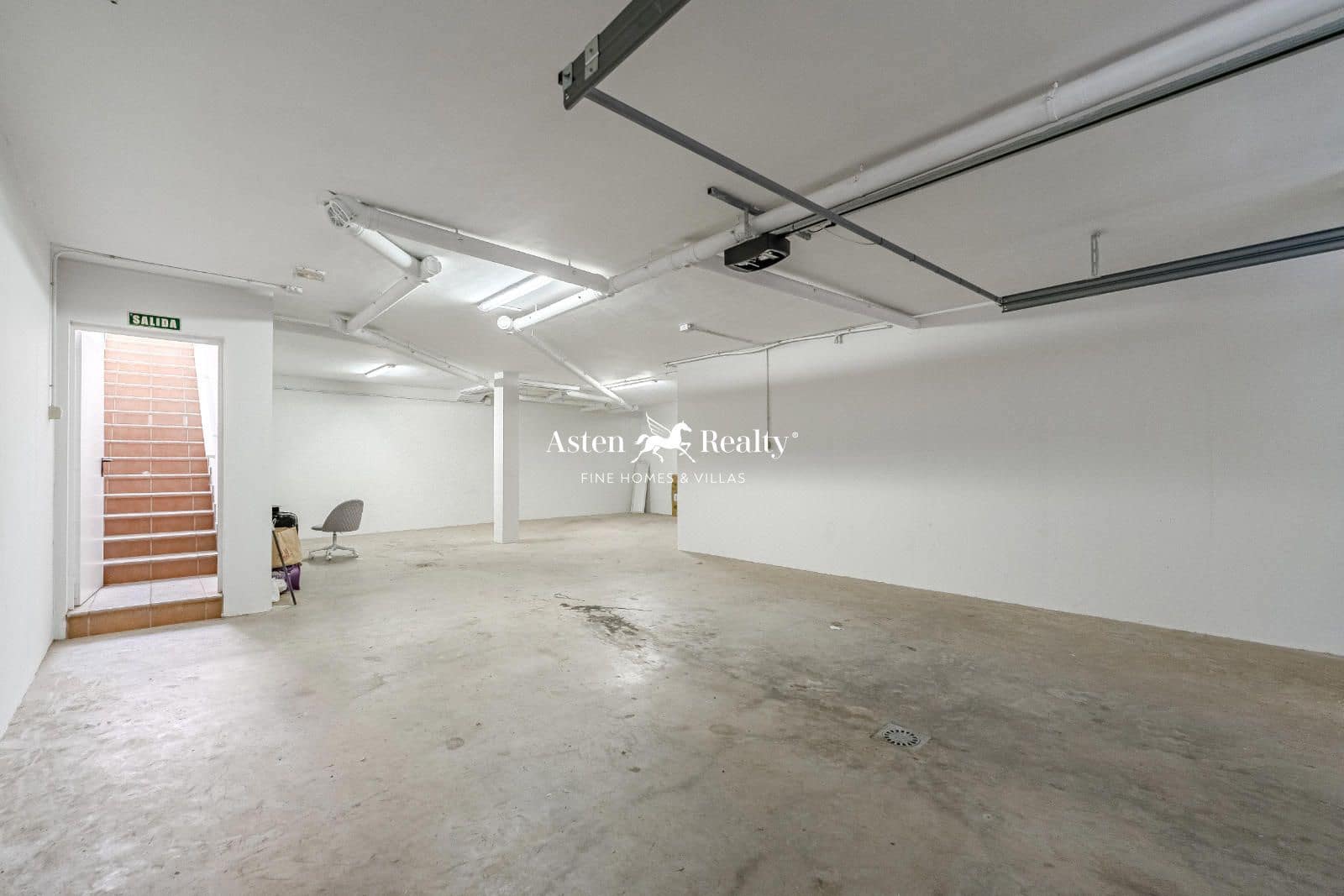 4 soveværelse Byhus til salg i Los Cristianos med swimmingpool garage - € 795.000 (Ref: 8706715)