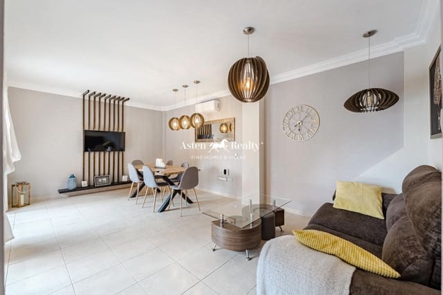 4 bedroom Townhouse for sale in Los Cristianos, Arona with pool garage - € 795,000 (Ref: 8706715)