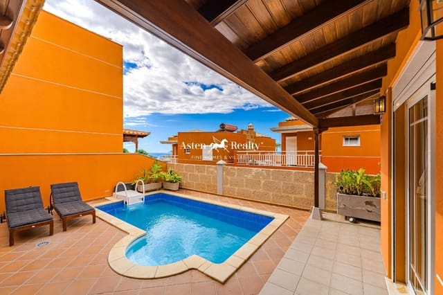 4 bedroom Townhouse for sale in Los Cristianos, Arona with pool garage - € 795,000 (Ref: 8706715)