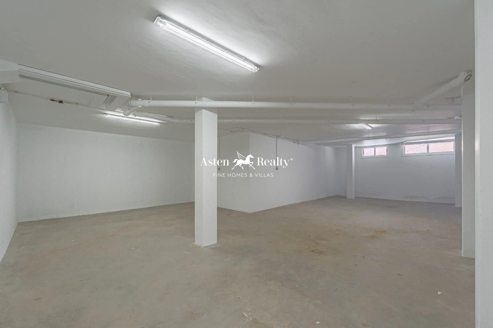 4 soveværelse Byhus til salg i Los Cristianos med swimmingpool garage - € 775.000 (Ref: 8707503)