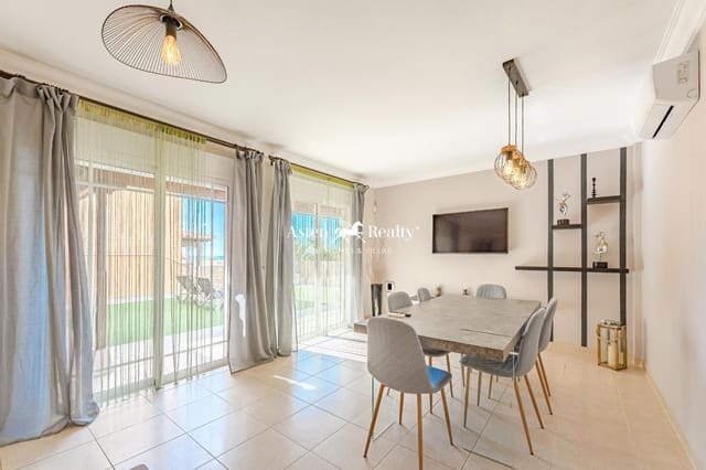 4 slaapkamer Huis te koop in Los Cristianos, Arona met zwembad garage - € 775.000 (Ref: 8707503)