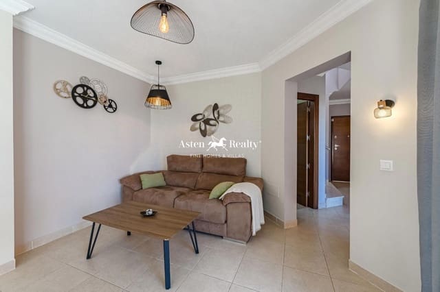 4 slaapkamer Huis te koop in Los Cristianos, Arona met zwembad garage - € 775.000 (Ref: 8707503)
