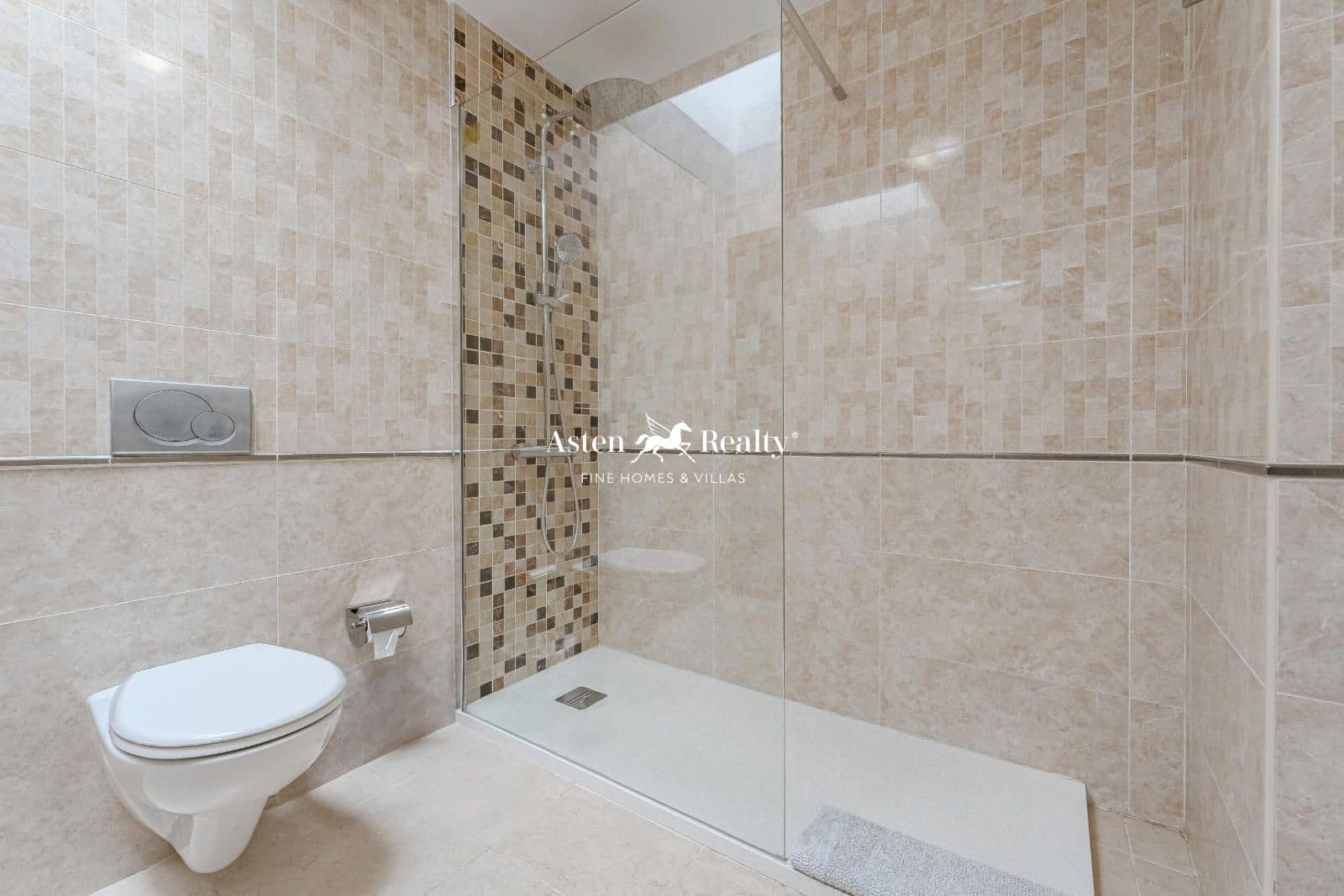 4 soveværelse Byhus til salg i Los Cristianos med swimmingpool garage - € 775.000 (Ref: 8707503)