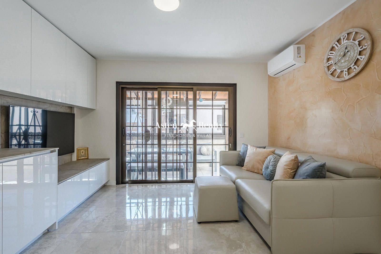 1 bedroom Flat for sale in Costa del Silencio with pool - € 230,000 (Ref: 8715190)