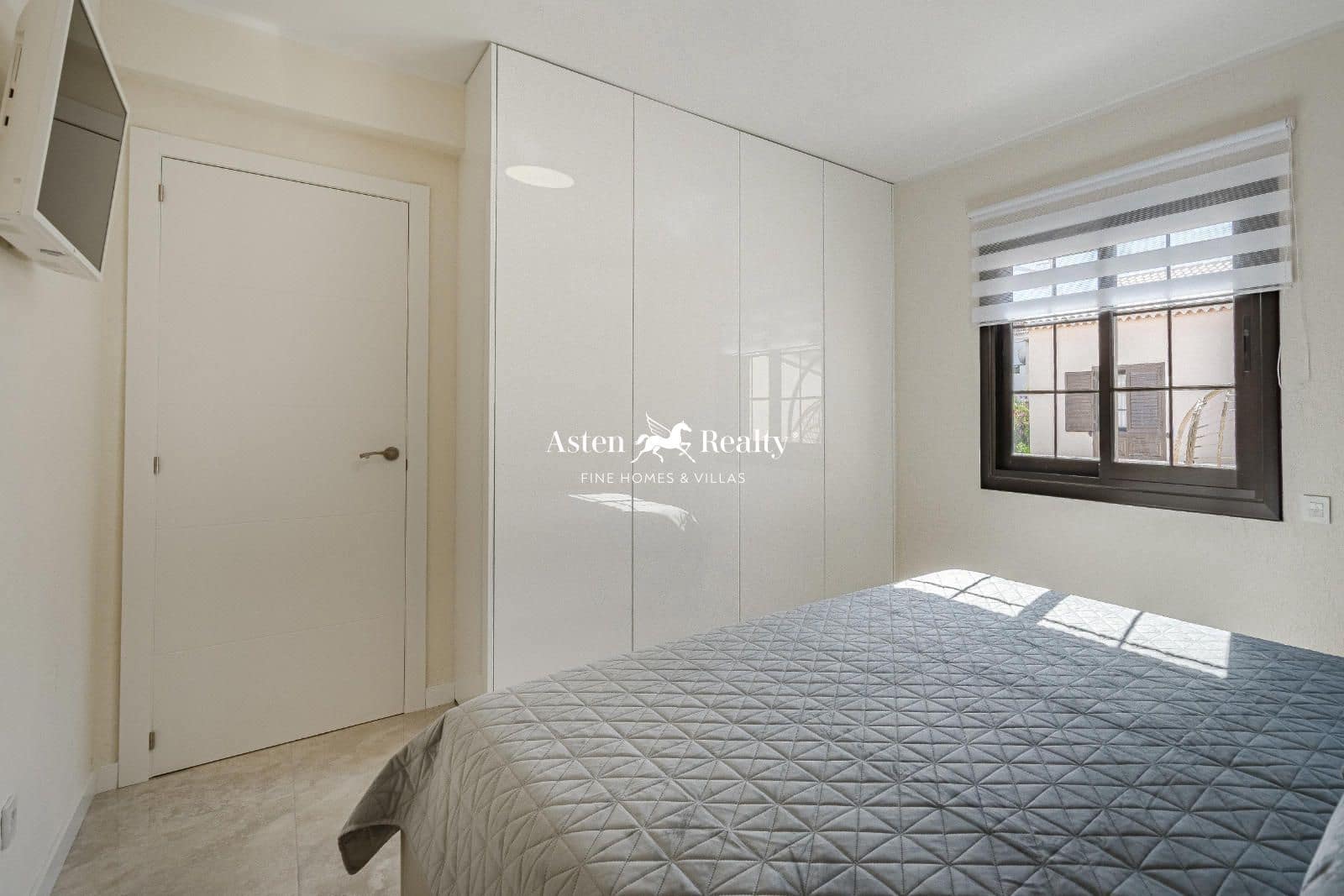 1 bedroom Flat for sale in Costa del Silencio with pool - € 230,000 (Ref: 8715190)