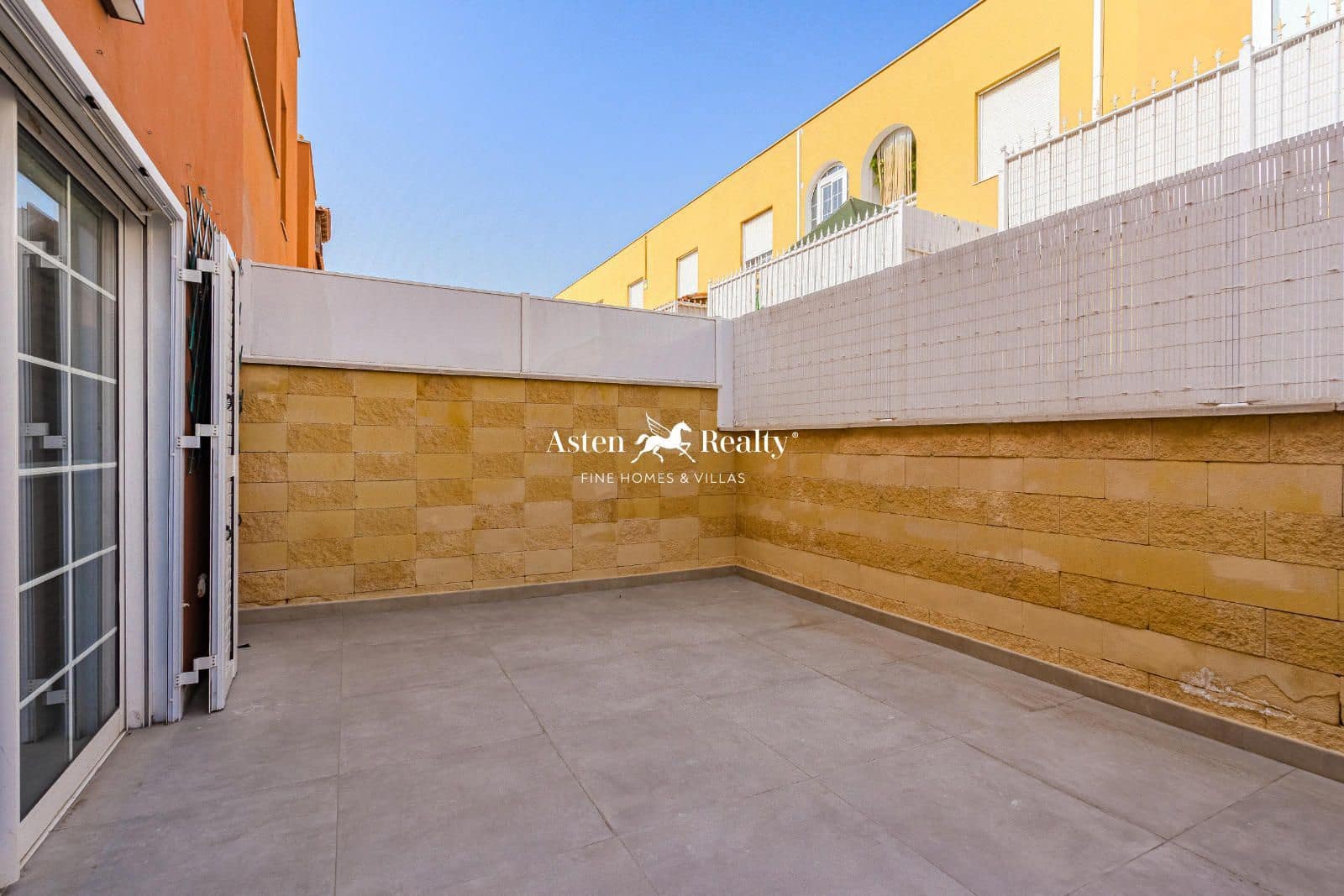 3 soveværelse Byhus til salg i Las Chafiras (San Miguel) med garage - € 330.000 (Ref: 8715973)