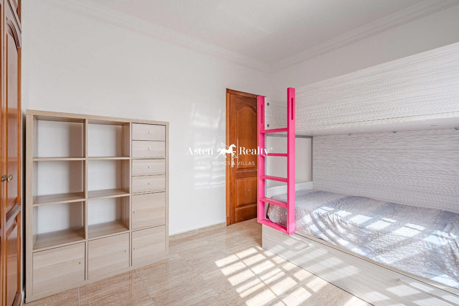 3 soveværelse Byhus til salg i Las Chafiras (San Miguel) med garage - € 330.000 (Ref: 8715973)