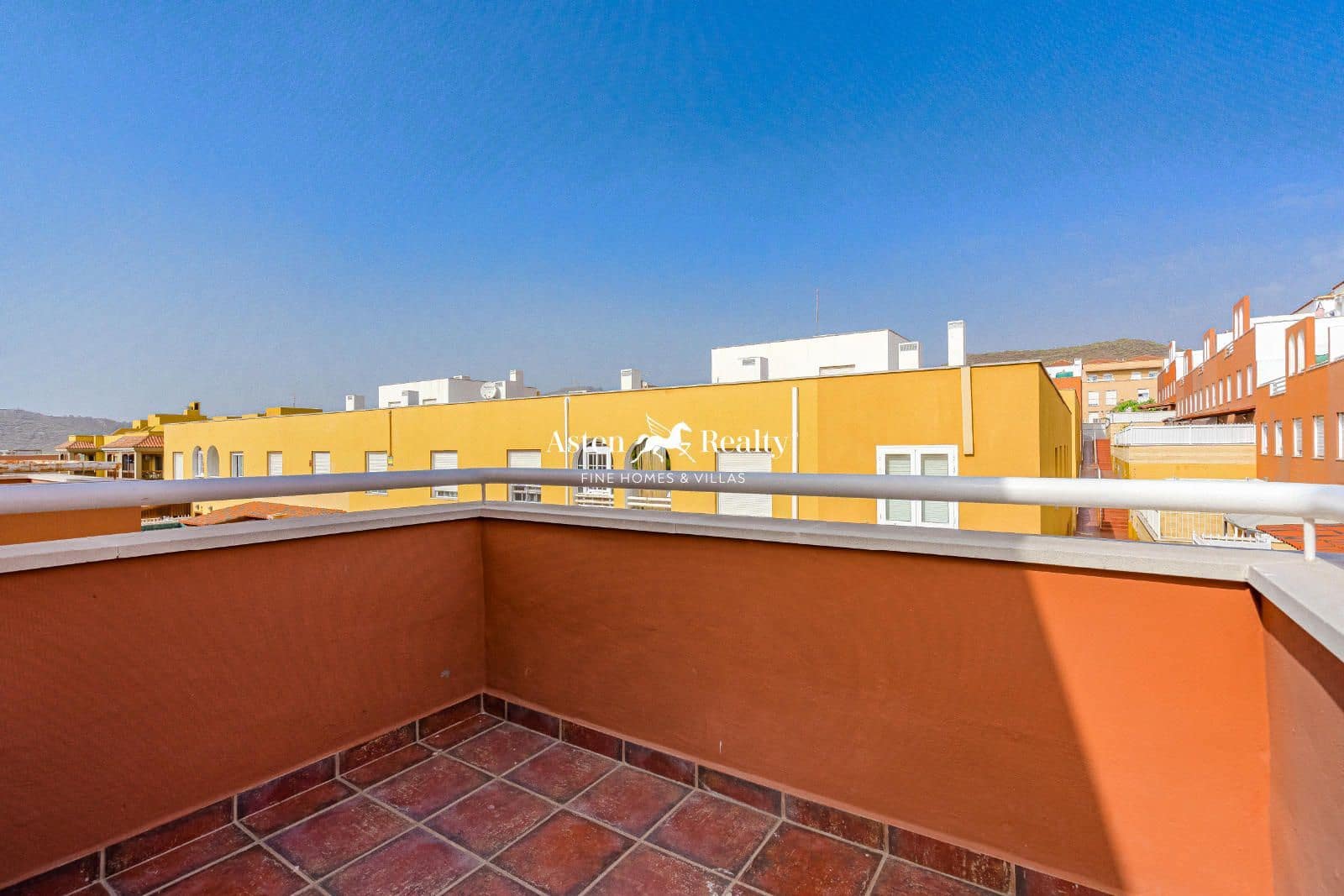 3 soveværelse Byhus til salg i Las Chafiras (San Miguel) med garage - € 330.000 (Ref: 8715973)