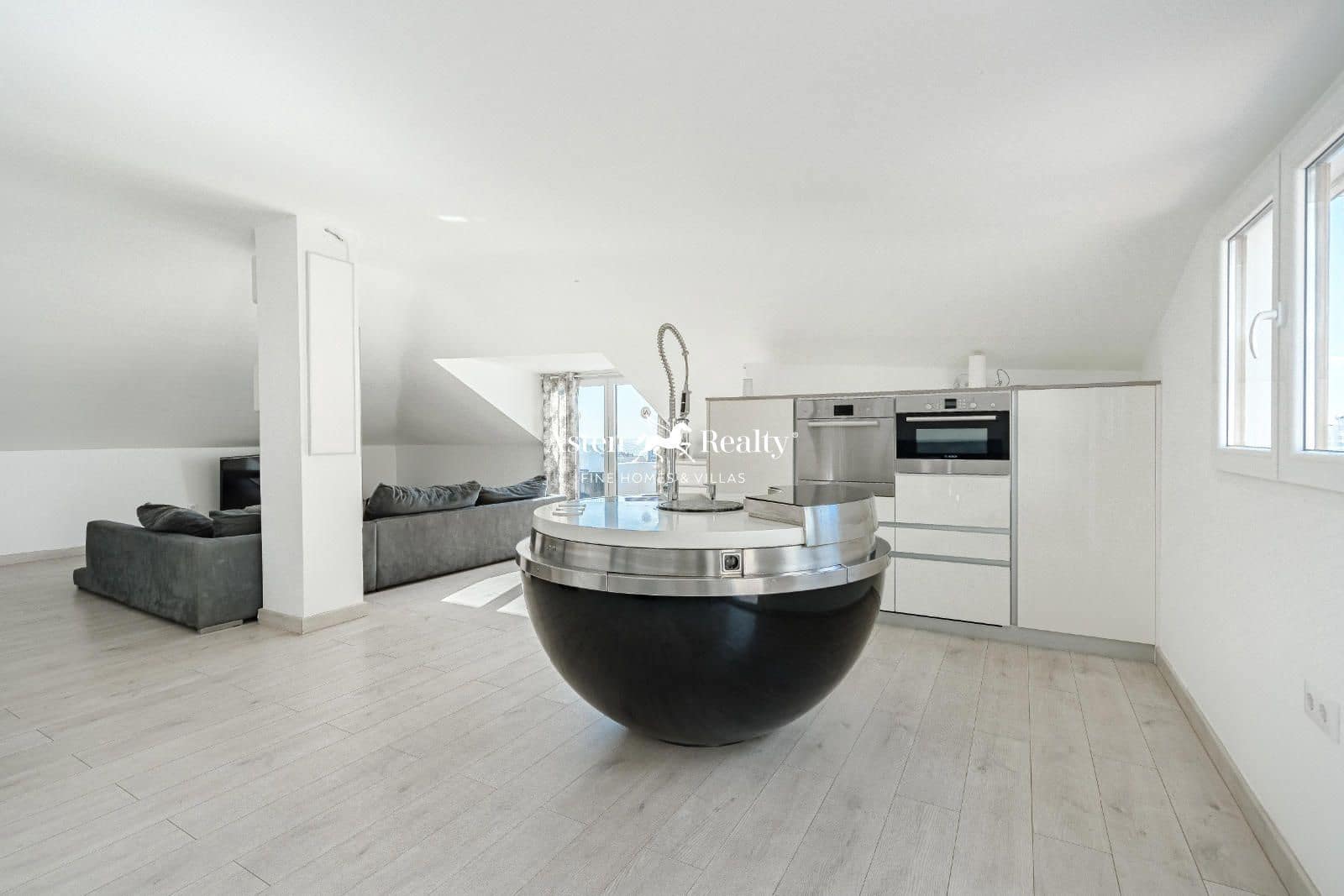 6 chambre Maison de Ville à vendre à Costa Adeje avec piscine garage - 1 600 000 € (Ref: 8716884)